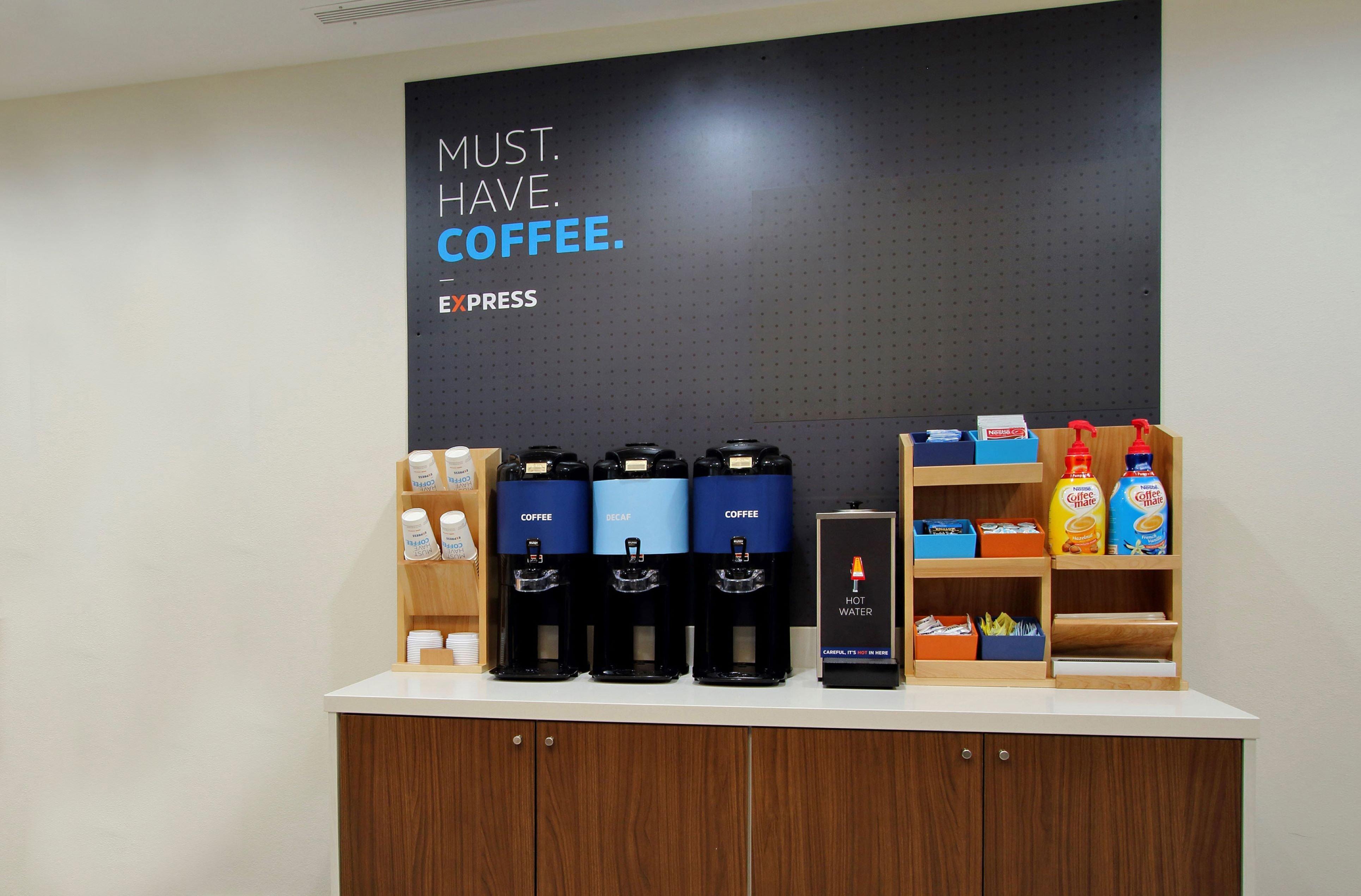亚普瑭弗雷德里克快捷假日套房酒店 弗雷德里克顿 外观 照片